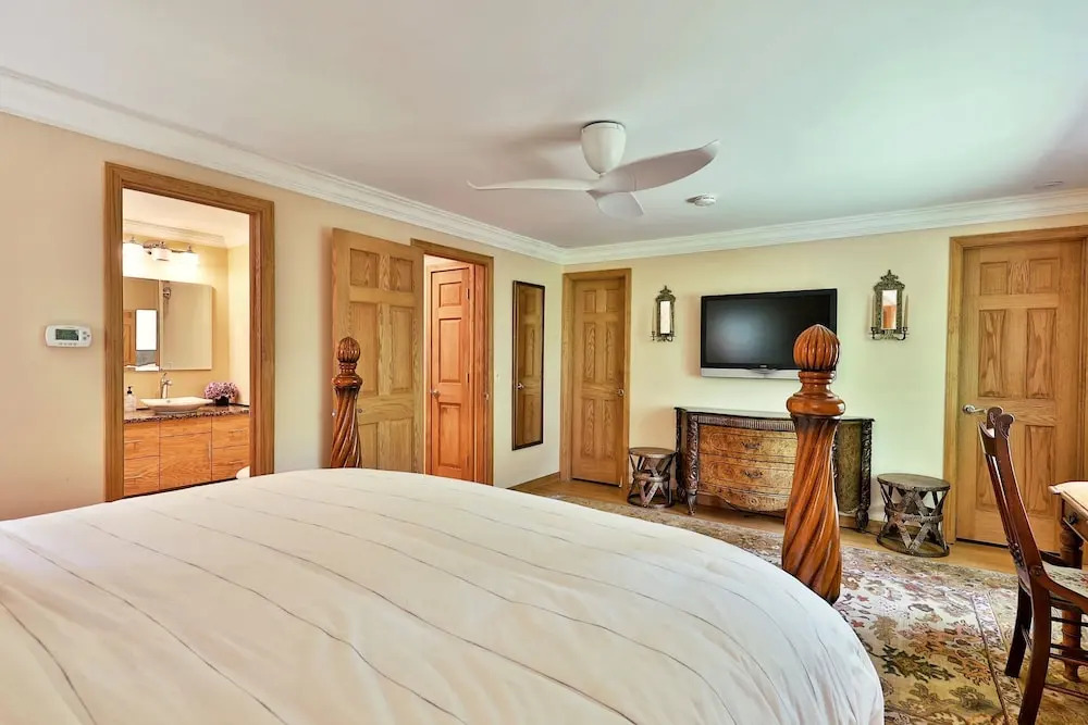 Tanglewood Chalet- 4 BR 4 BA Family Home in Killington, Perfect for Groups home