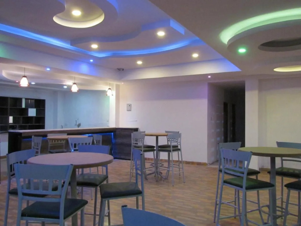 Raygreen Hotel