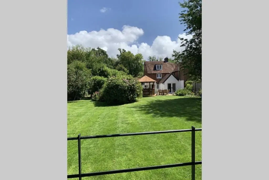ROSE COTTAGE