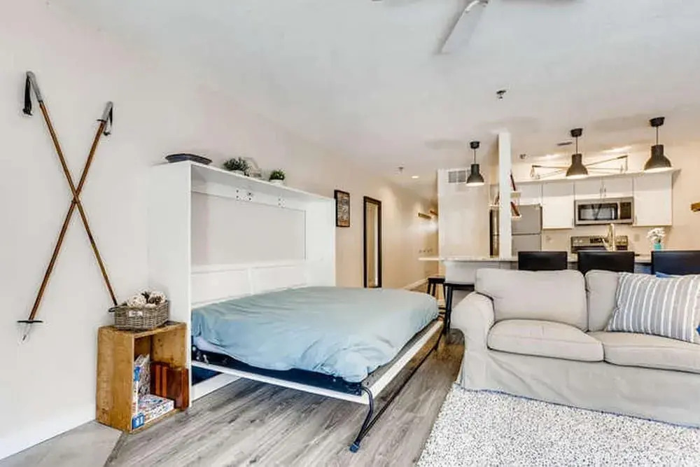 Mountainside J130 by Book by Owner