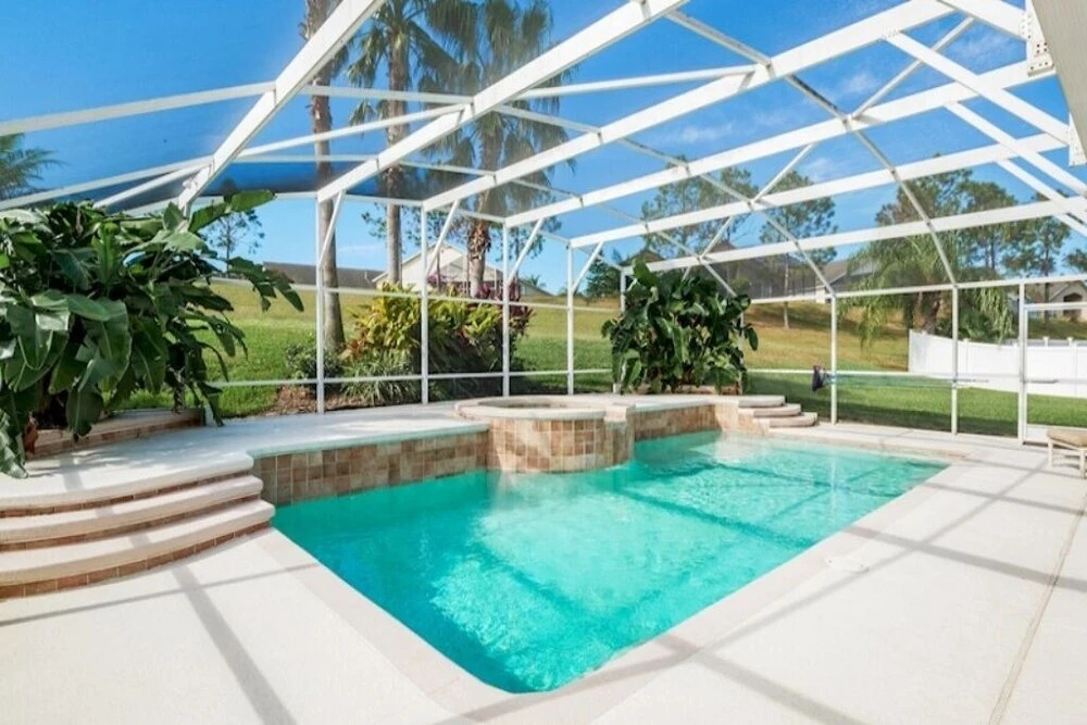 Luxury 4bd Gorgeous Pool In Gated Community 4 Bedroom Home