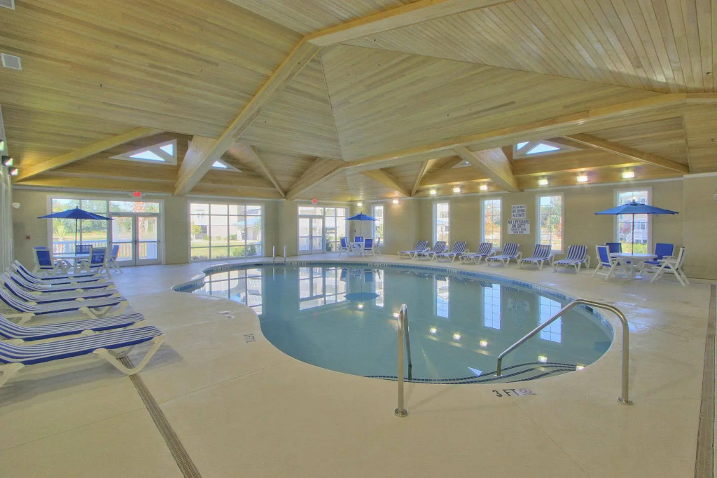 Bluewater Resort & Marina by Spinnaker Resorts