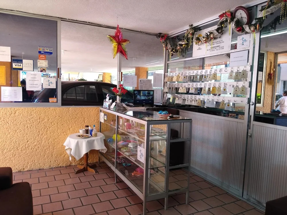 Hotel Suites Zapata