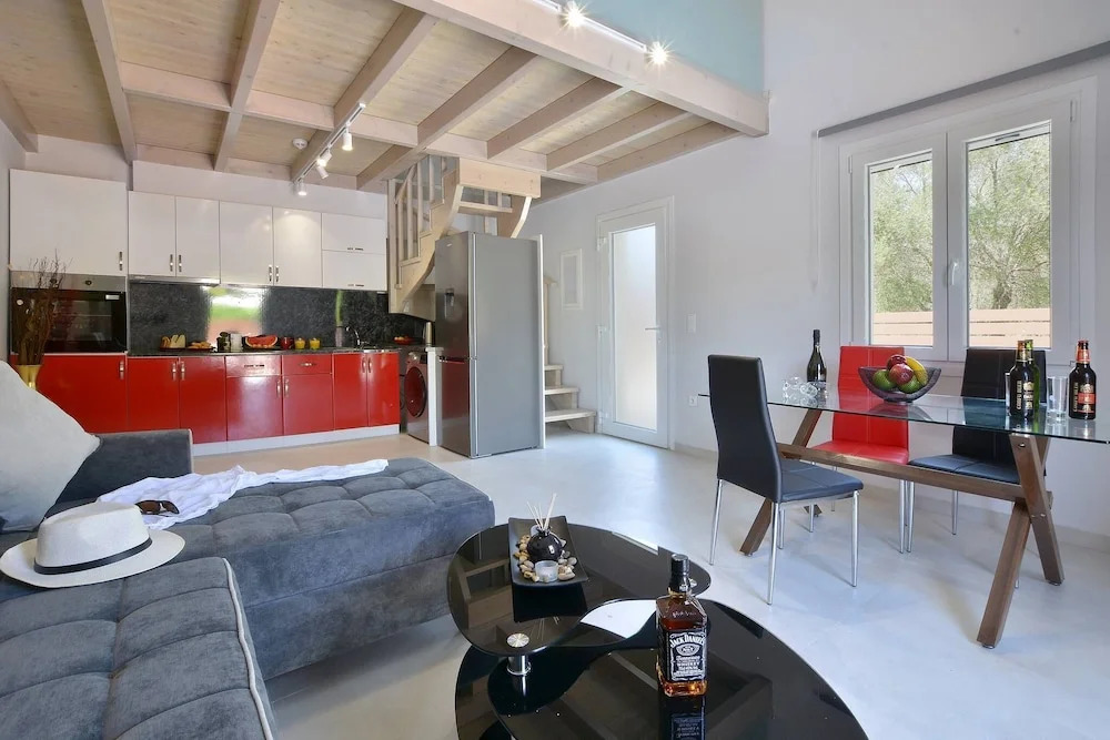 Villa Ventus Sleeps 7 with Parking
