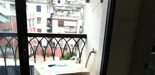 Jiangnan Renjia Apartment Hotel