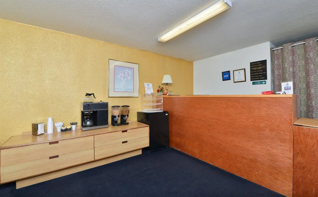 Value Inn & Suites