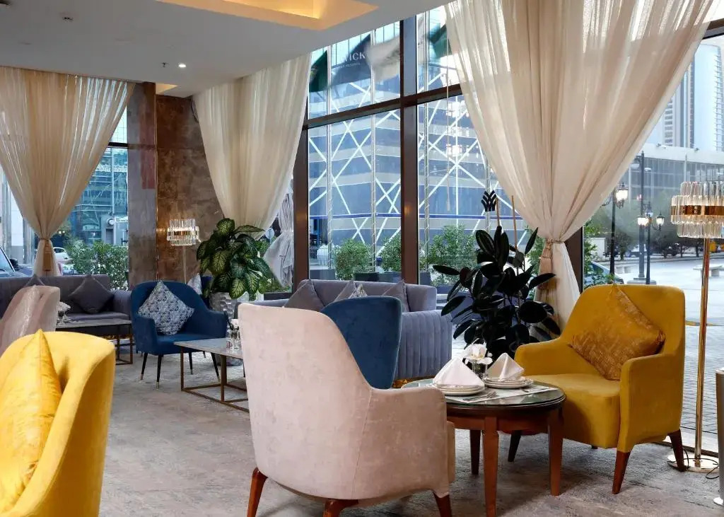 Cantonal Hotel by Warwick