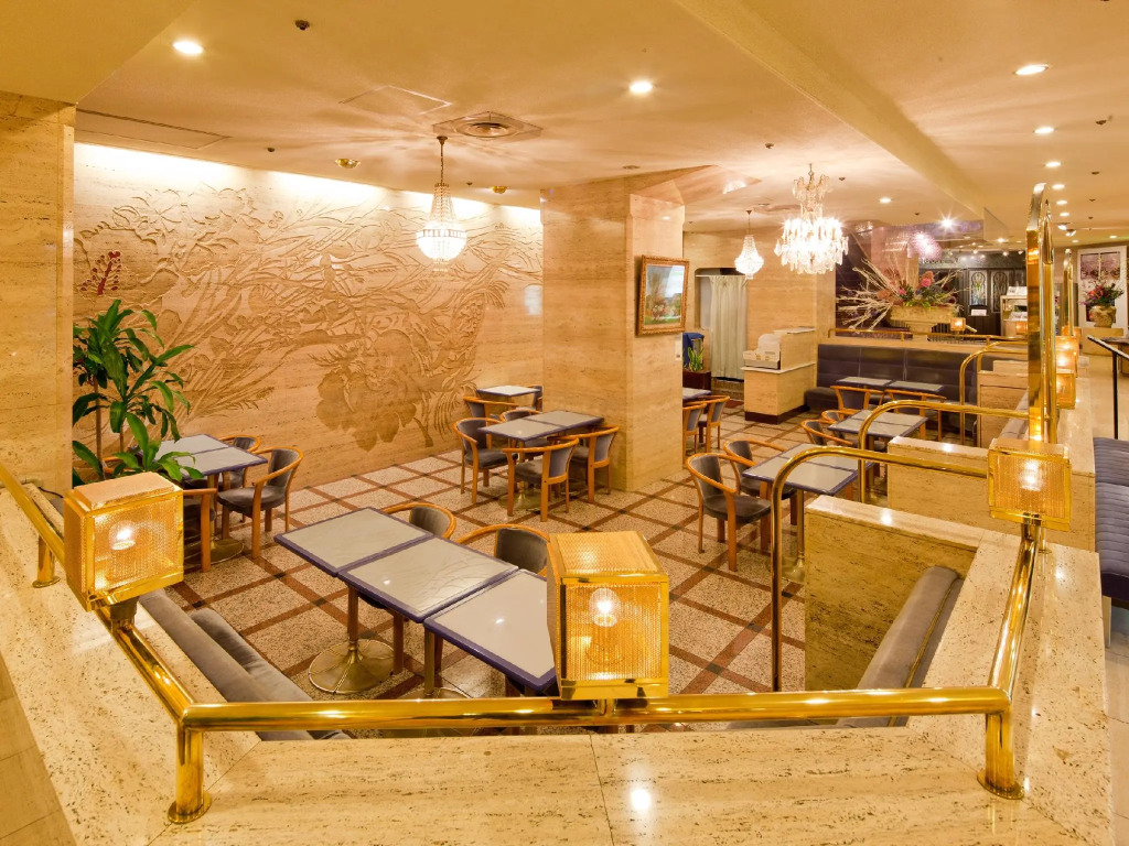 New Osaka Hotel