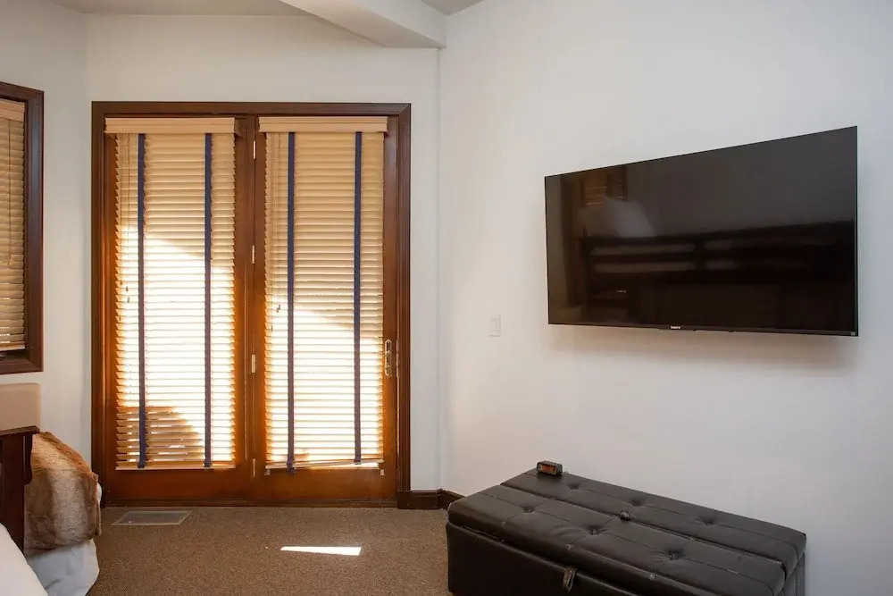 Trail's End Lodge at Deer Valley Resort - Two Bedroom Residence with Spa #402 2 Condo