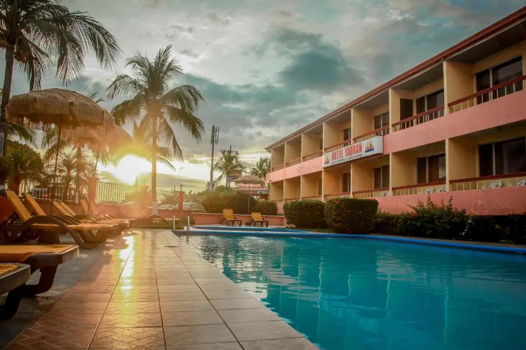 Hotel Yadran