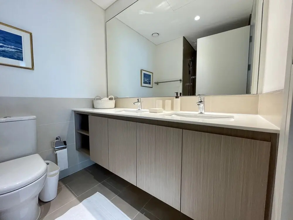 Dubai Hills Stunning & New - 2bedrooms