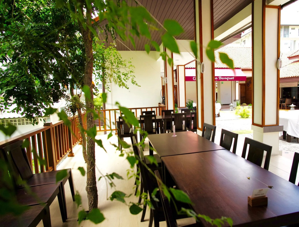 J Park Hotel - SHA Extra Plus