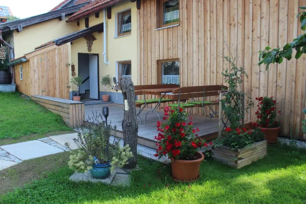 AnNo- Ihre Wohlfühloase mit Garten in Klingenbrunn