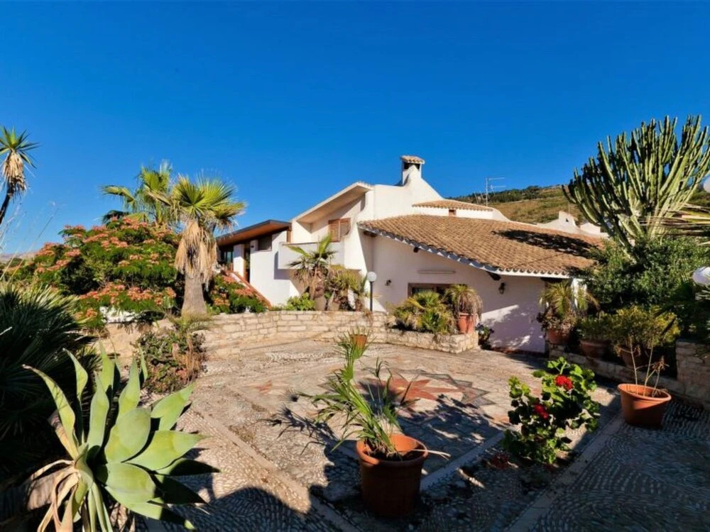 Villa Le Palme by Interhome