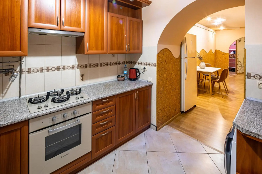 The MAIN square! 2 separated bedrooms, balcony