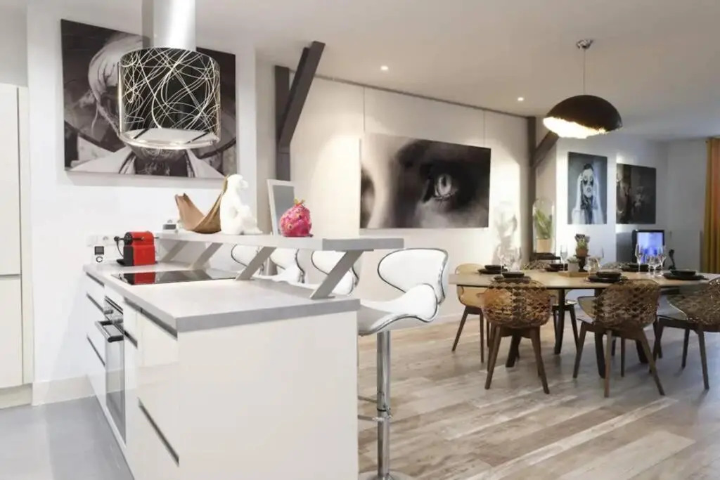 Reims Centre : appartement lumineux et atypique 46, Place d'Erlon