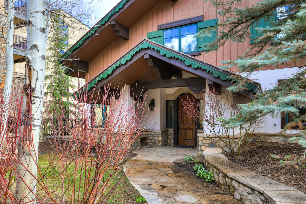 Legendary Lodging at the Ritz Carlton Residences Vail, A Vail Resorts Property