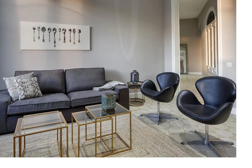 Habitat Apartments Modernista