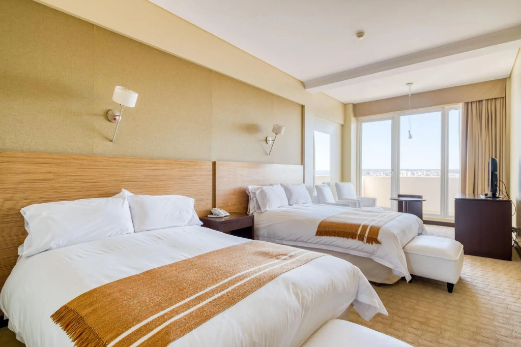 Rayentray Grand Hotel