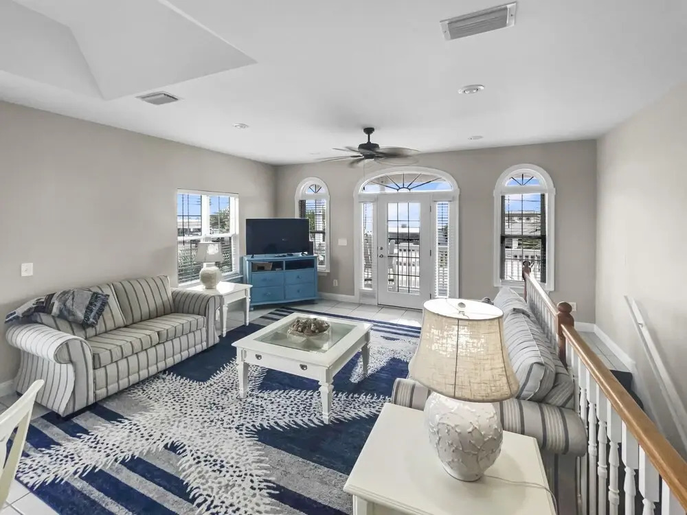 Paradise By The Pier 2 Bedroom Home by RedAwning