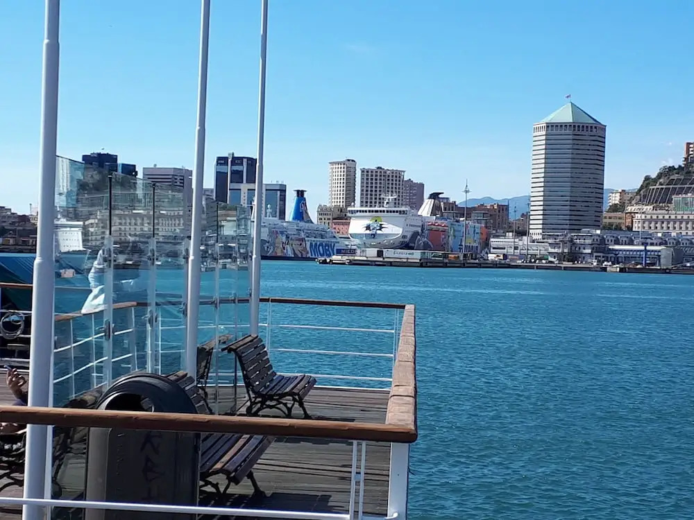 I Tetti Di Genova B&B