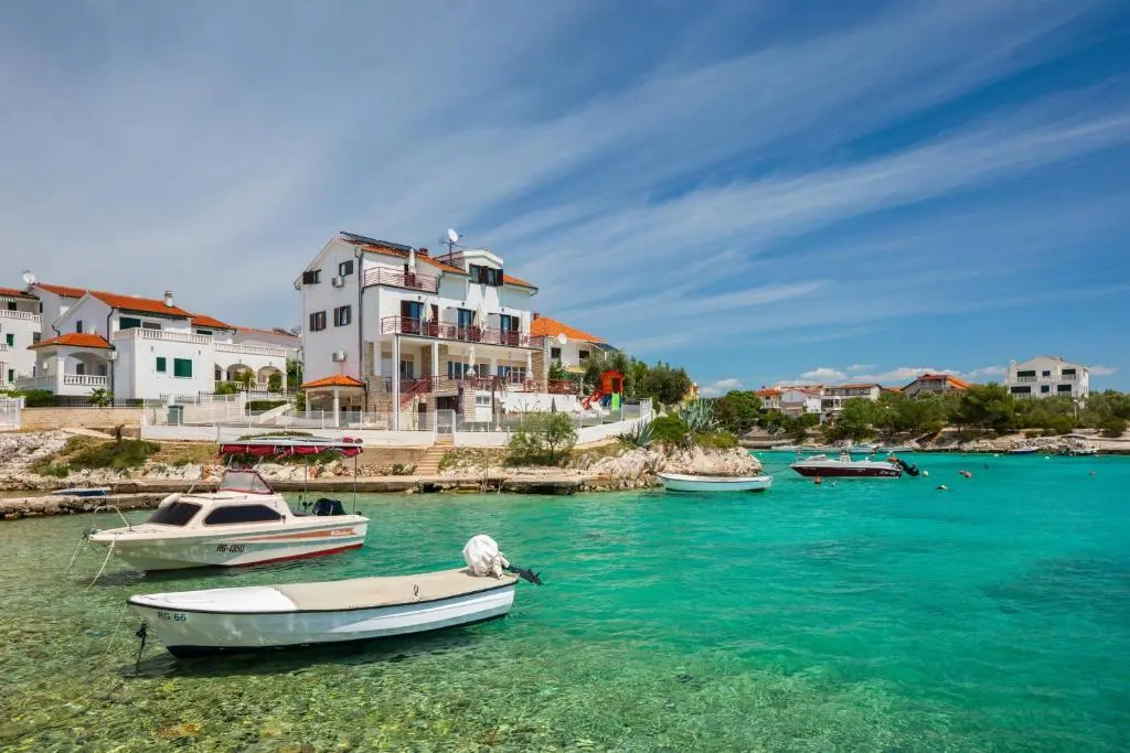 Apartments Villa Zrinka - Last season ever