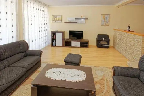 Apartments Ajla