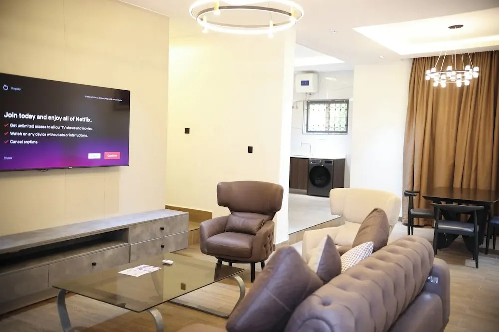 Remarkable 3-beds Apartment in Abuja