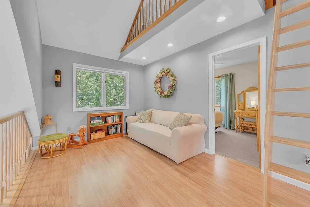 Large Family Friendly House on the Fairway Hideout