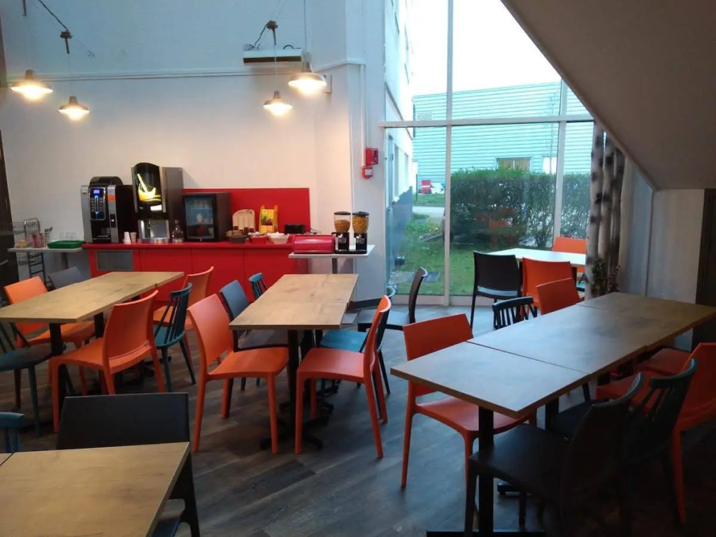 Hotel F1 Maurepas
