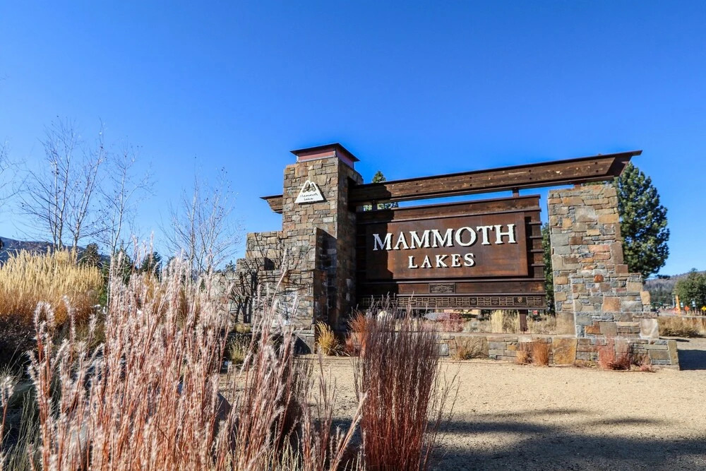 Mammoth Green #205 3 Bedroom Condo by RedAwning