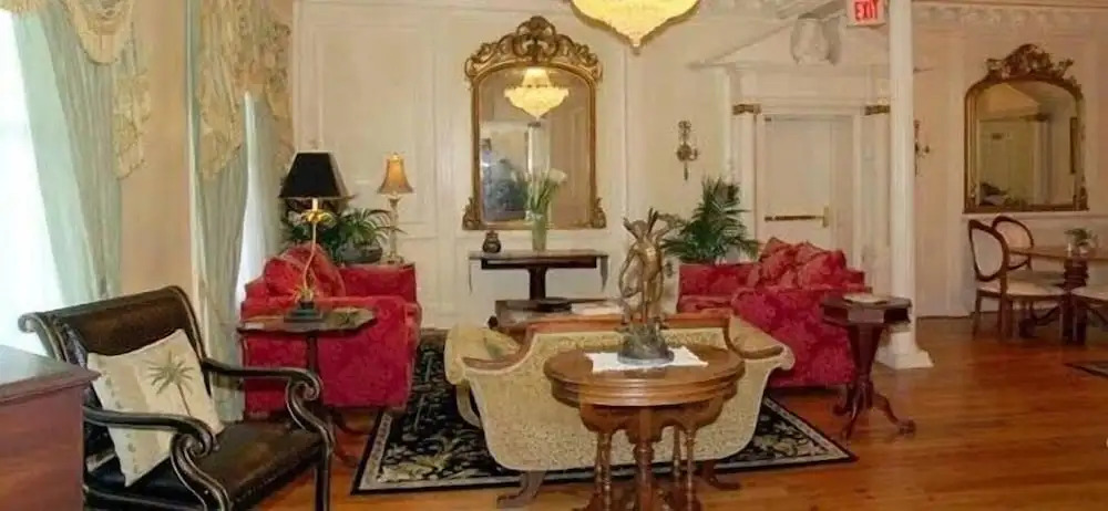 The Hotel Magnolia