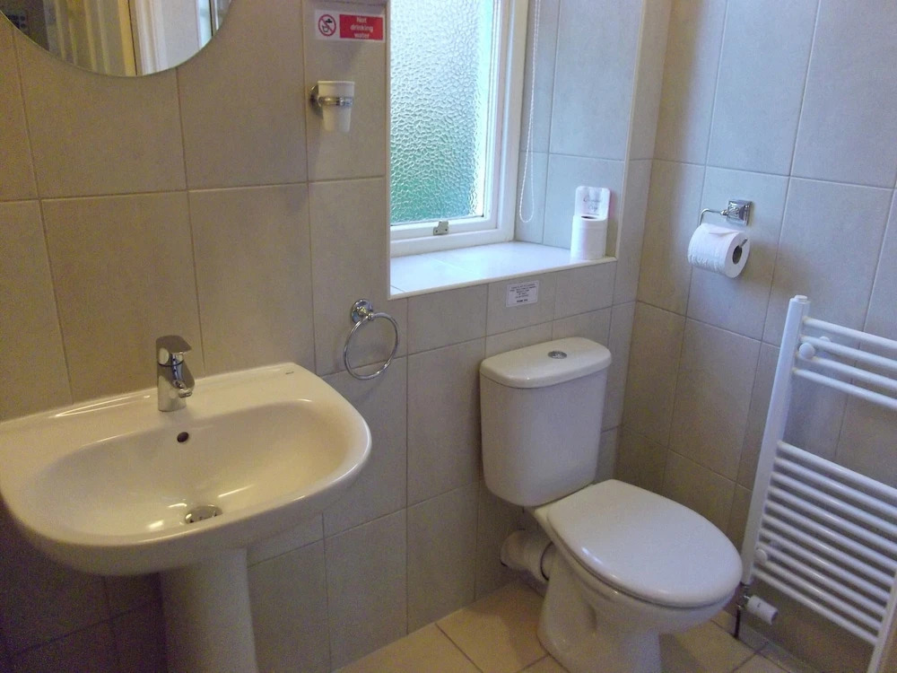 Holmlea Guest House