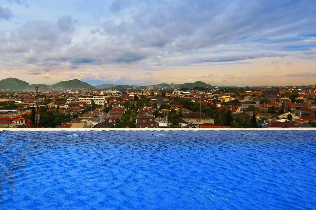 West Point Hotel