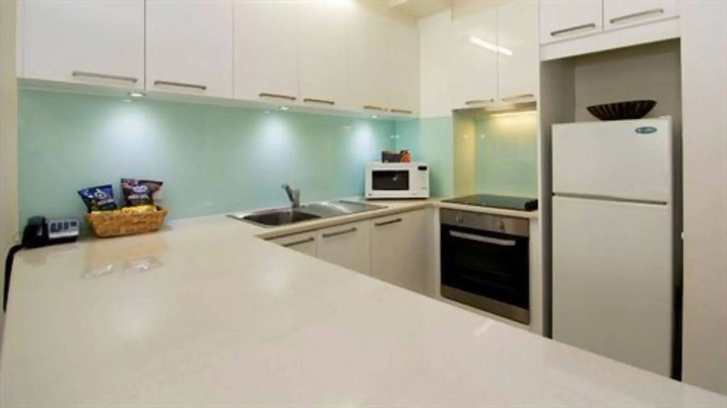 Trickett Gardens Holiday Inn