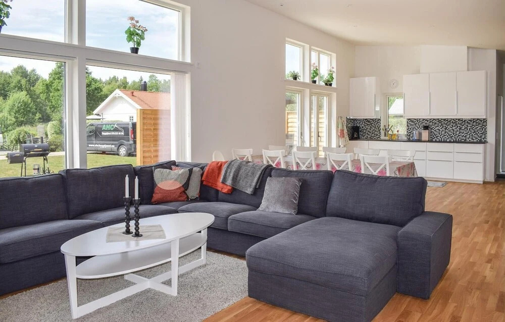 Lovely Home In Borgholm With Wifi