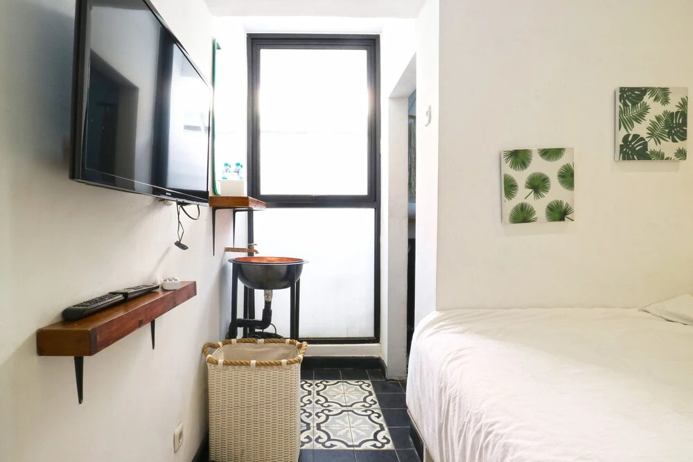 Askhara Hotel