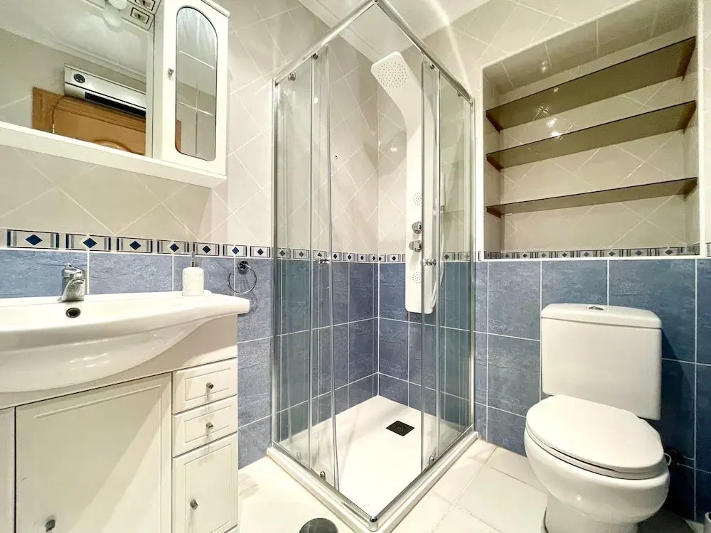 Villa in Roquetas near Beach & Pool