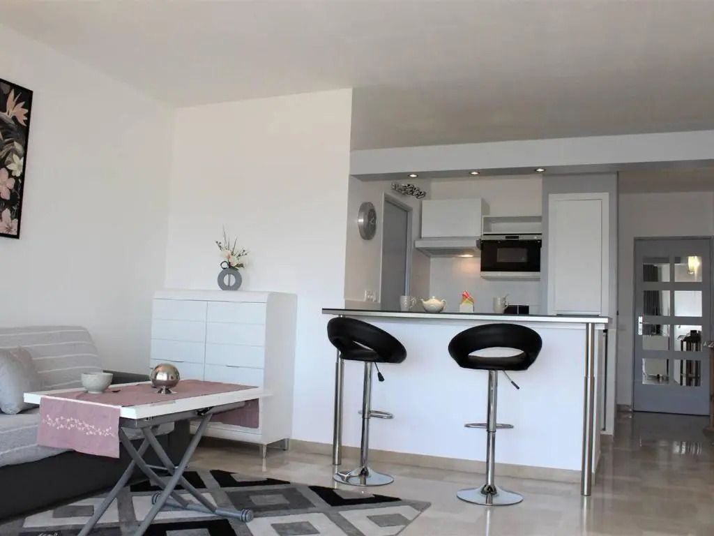 Appartement Villeneuve-Loubet, 2 pièces, 4 personnes - FR-1-252A-31