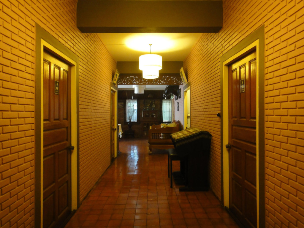 Siri House
