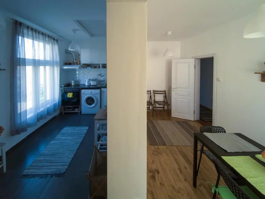 Graf Ignatiev - 3BR APART