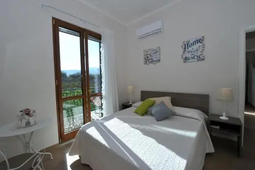 Sunset Modern Sea View Apartment