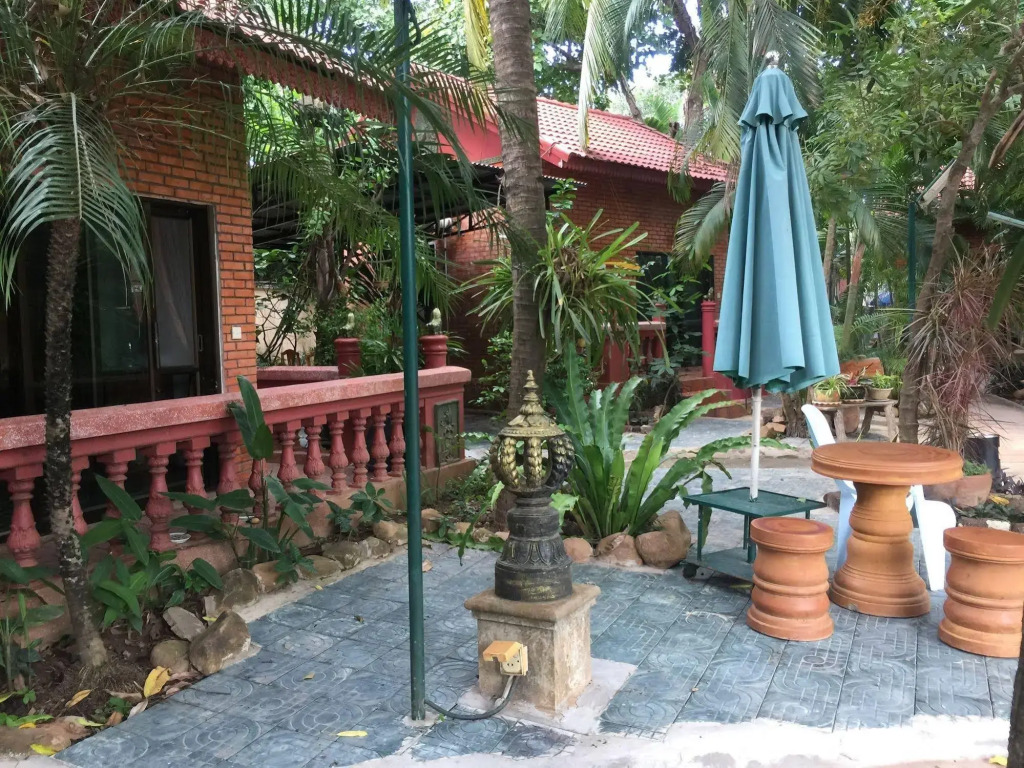 L'Elephant Blanc Resort