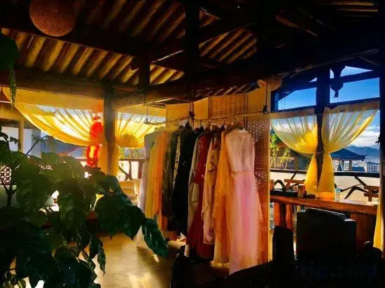 Beauty Jascha Inn