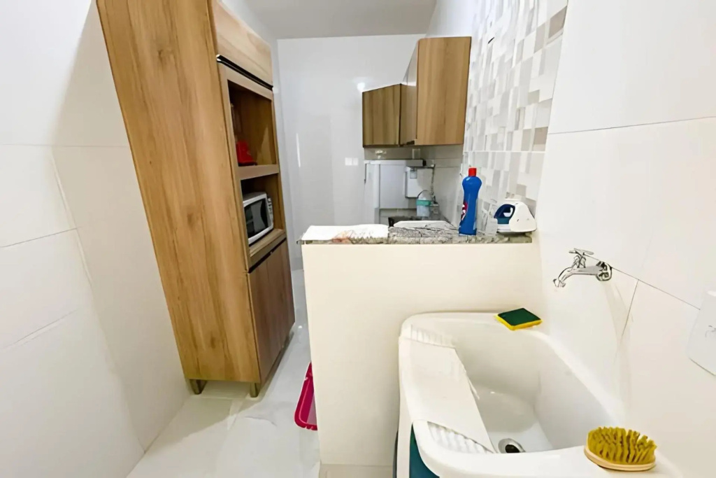 103 - APARTAMENTO de 2 QUARTOS 400m do PARQUE de EXPOSIÇÃO
