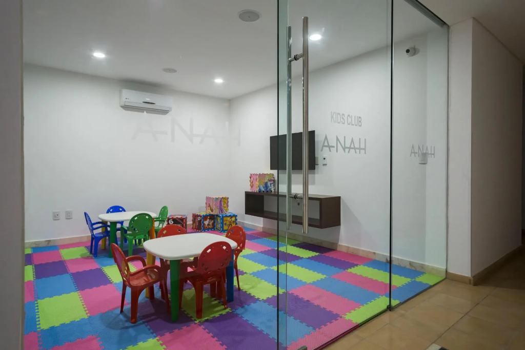 Anah Suites