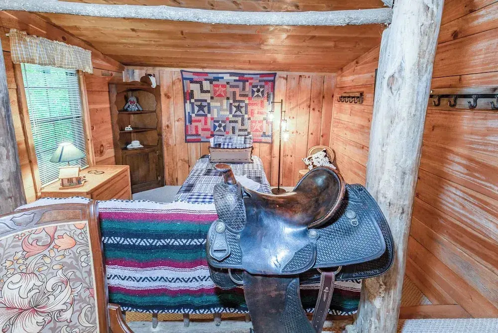 The Cabins at Seven Foxes
