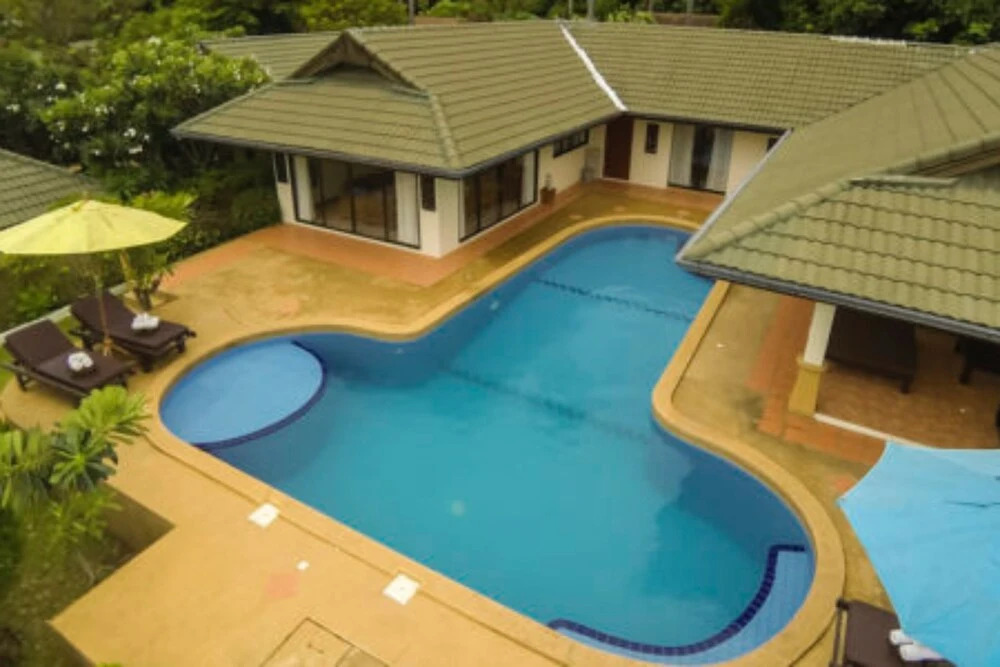 8 Bedroom Twin villas on Samrong Bay beach front resort
