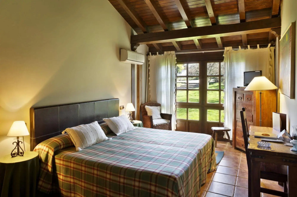 Hotel La Corte de Lugás