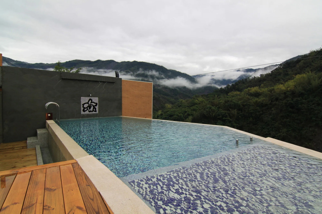 Grand Orchid Villa Resort